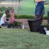 Easy go breeze Kunststoff-Gartenschubkarre 50 l