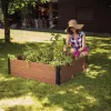 Quadratisches Ahorn-Blumenbeet