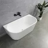 Noch freistehende Badewanne