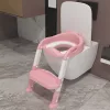 Toilette mit Treppenabgang rosa